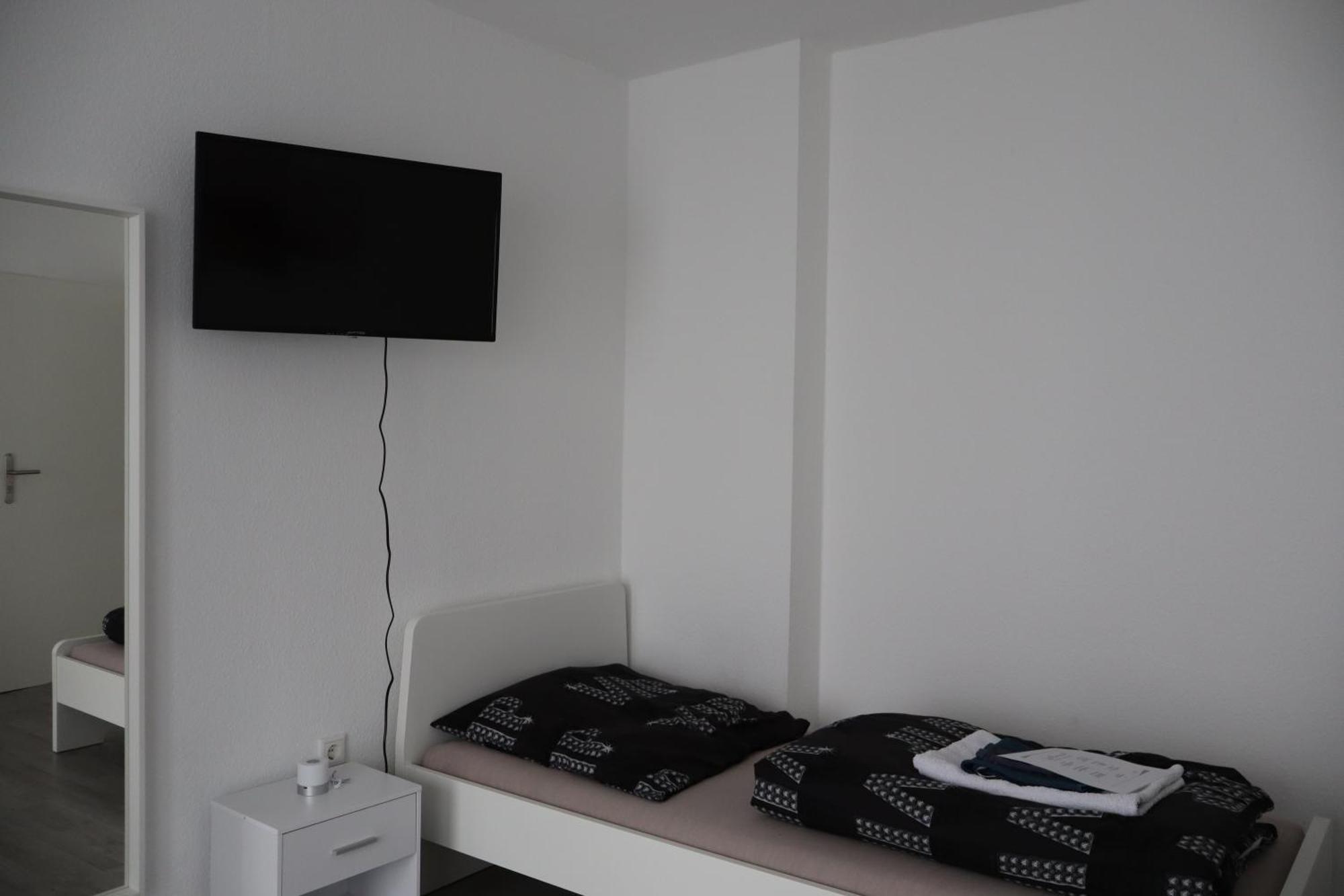 Hirsch24- Apartment -6 Betten Lippstadt Extérieur photo